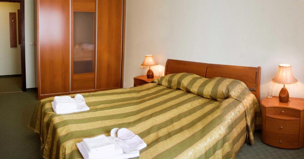 Family Hotel Zora Raslog Zimmer foto